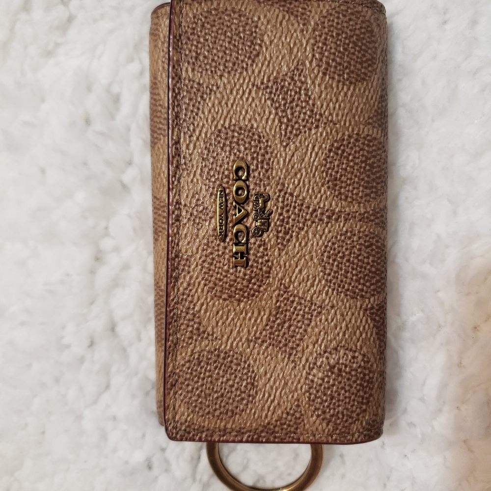 Coach 6 Ring Key Holder